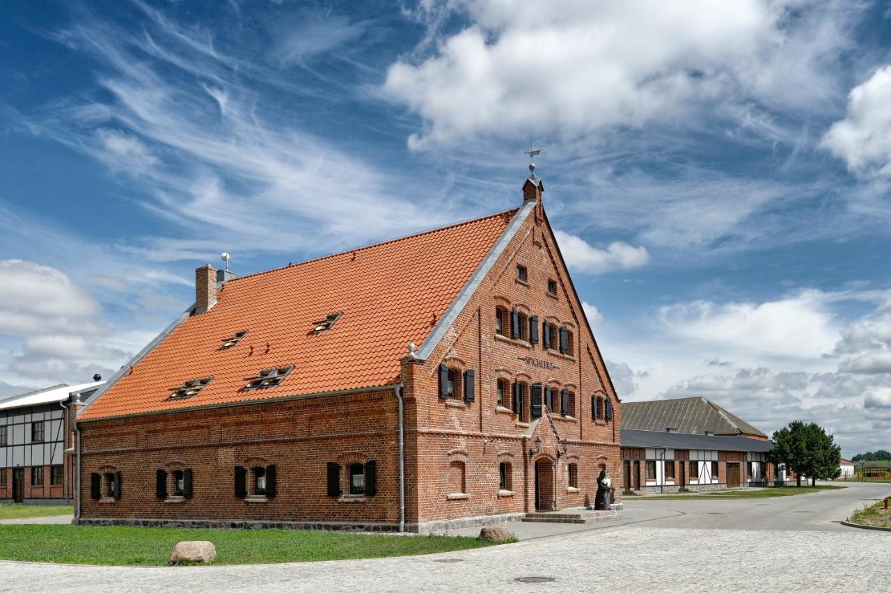 Palac Mortegi Hotel & Spa- Restauracja Szlachecka, Spa, Basen, Sauny, Jazda Konna, Mini Zoo- Luksus, Relaks I Przyroda W Jednym! Lubawa Exteriör bild